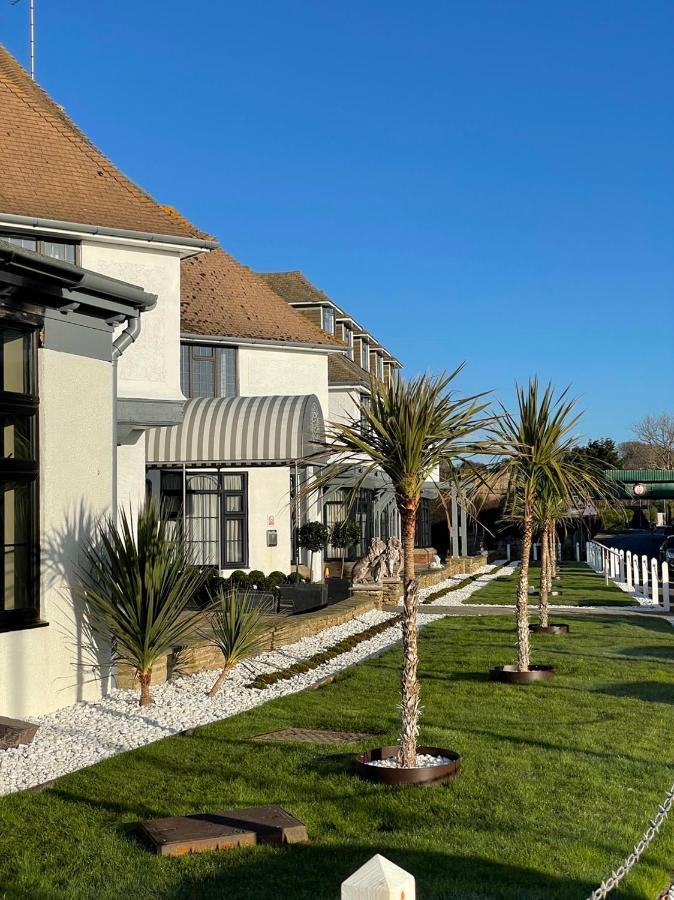 The Relais Cooden Beach And Spa Bexhill-on-Sea Eksteriør billede