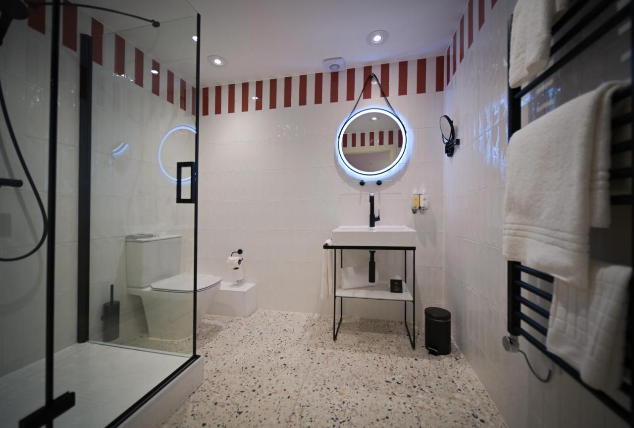 The Relais Cooden Beach And Spa Bexhill-on-Sea Eksteriør billede