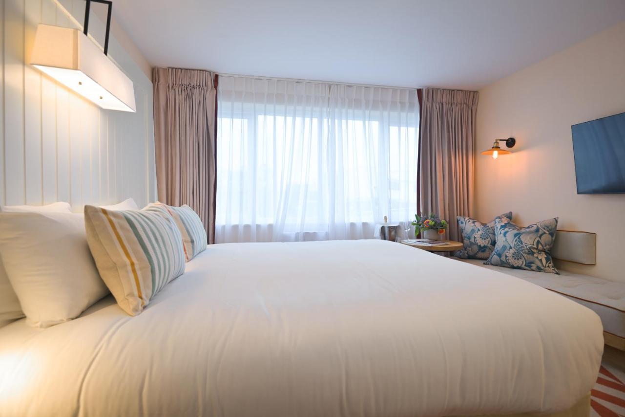 The Relais Cooden Beach And Spa Bexhill-on-Sea Eksteriør billede