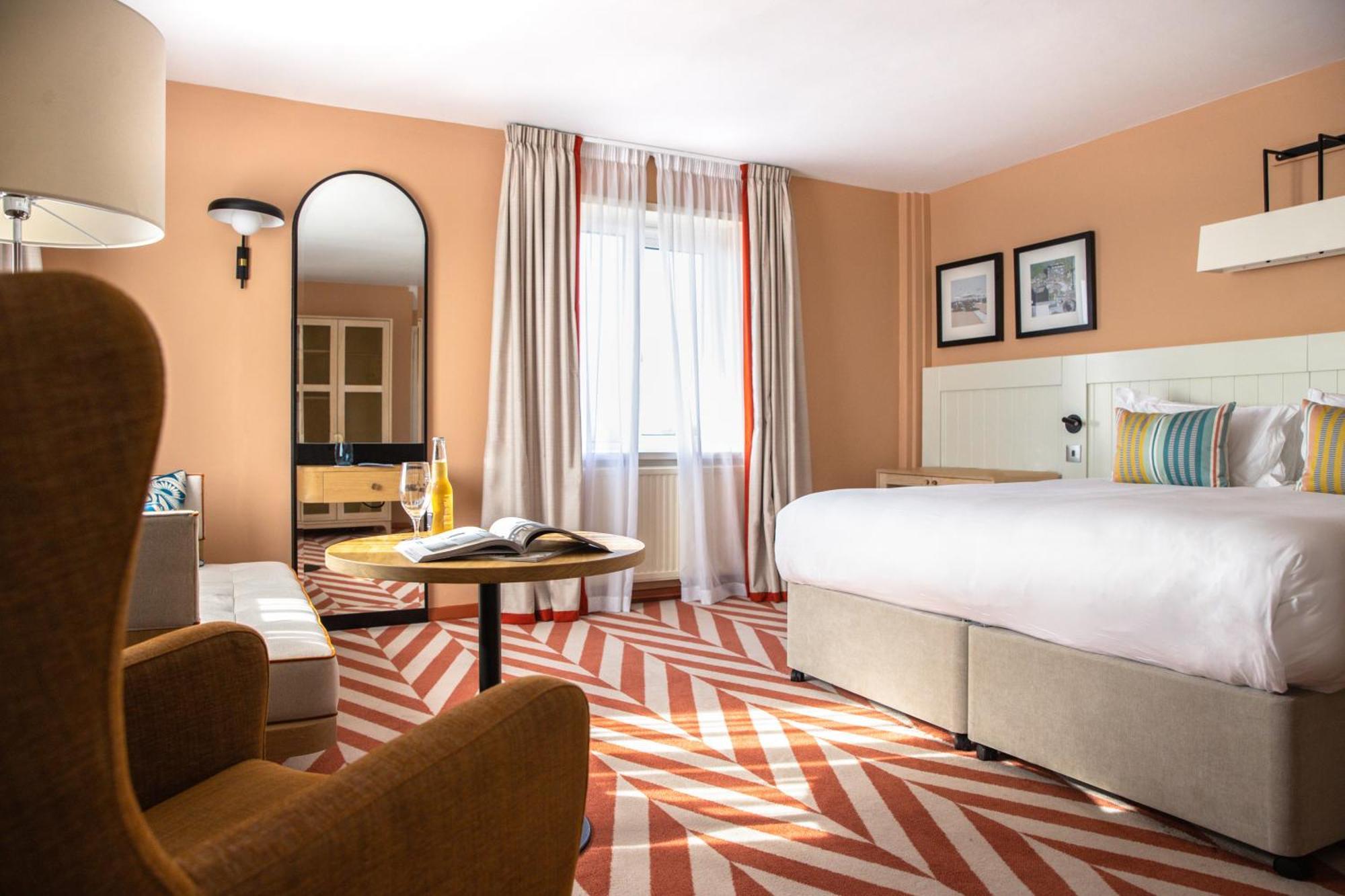 The Relais Cooden Beach And Spa Bexhill-on-Sea Eksteriør billede