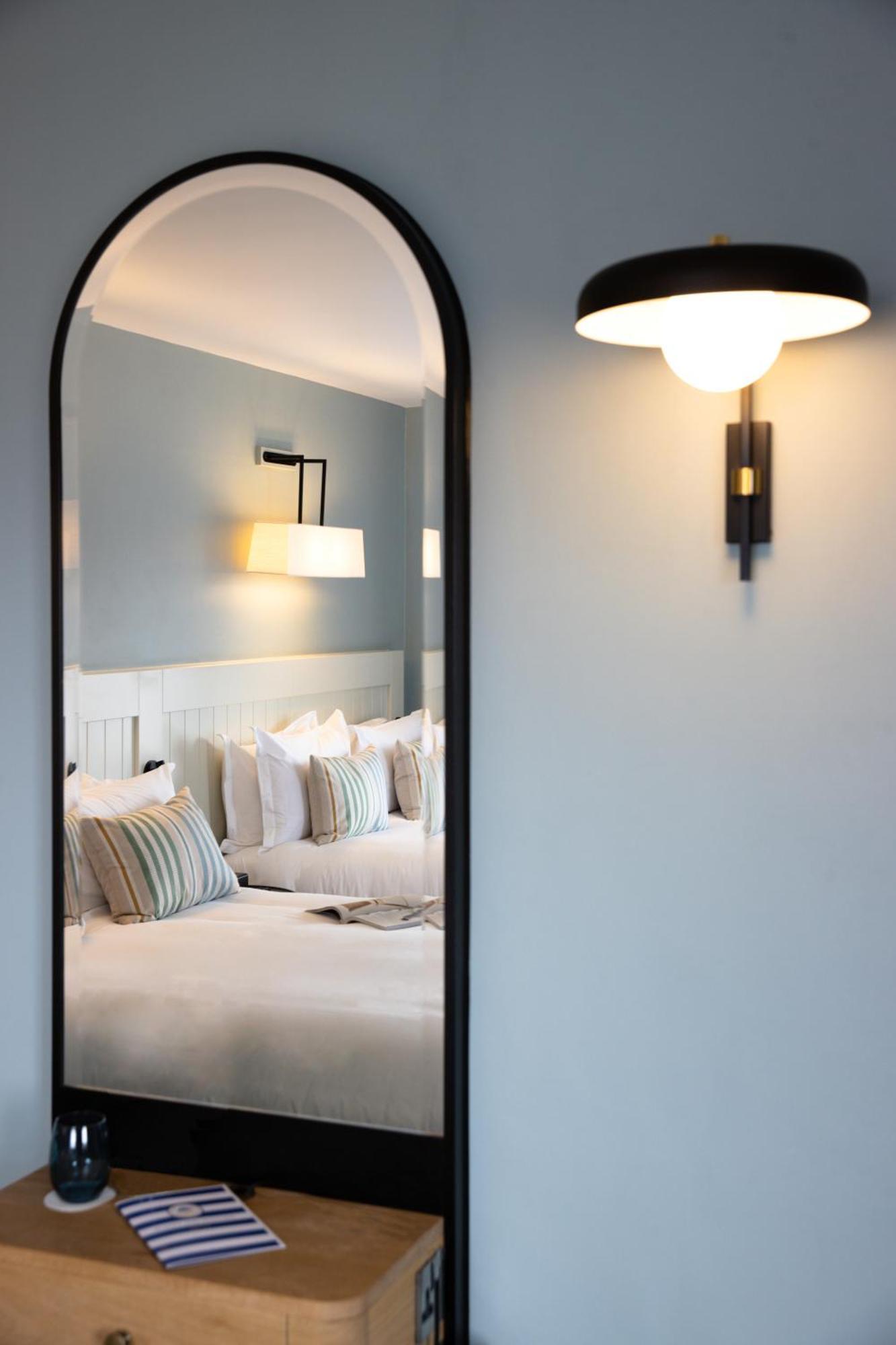 The Relais Cooden Beach And Spa Bexhill-on-Sea Eksteriør billede